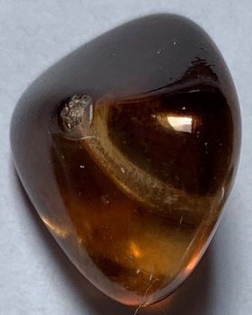 Glas-Formperle braun